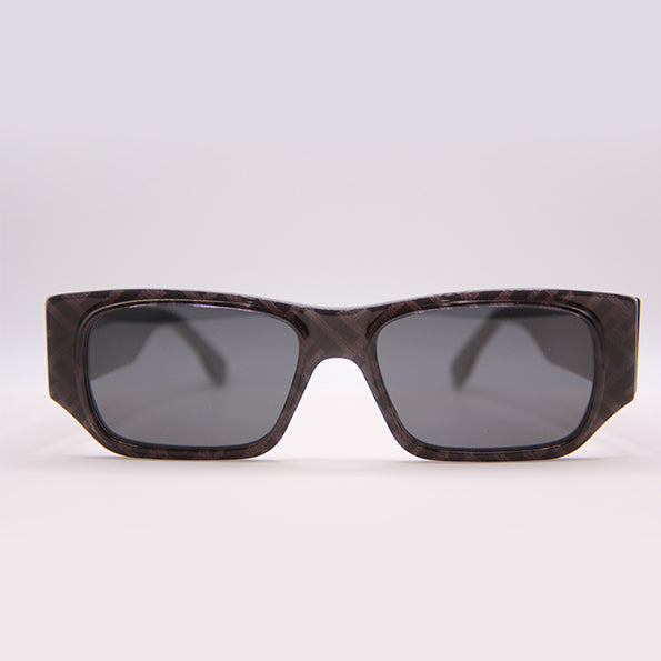 Fendi Sunglasses FE40144I