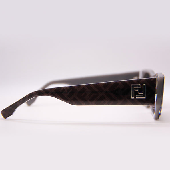 Fendi Sunglasses FE40144I
